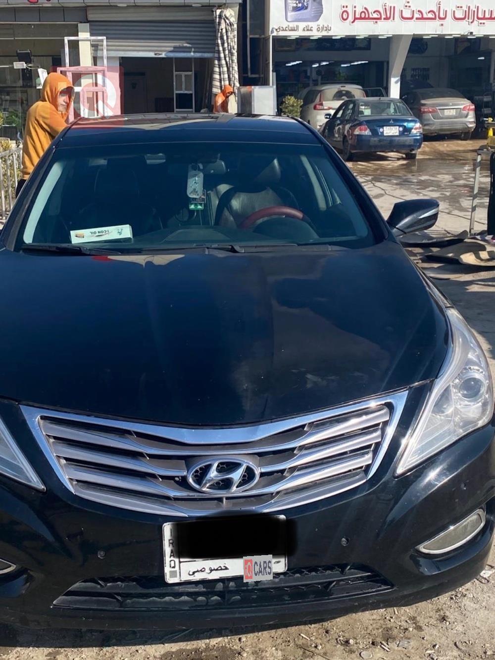 هيونداي أزيرا